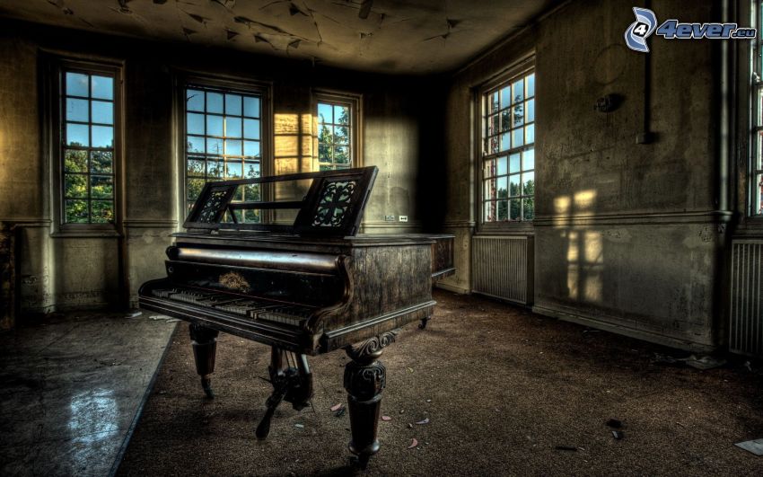 piano viejo, antiguo edificio, HDR