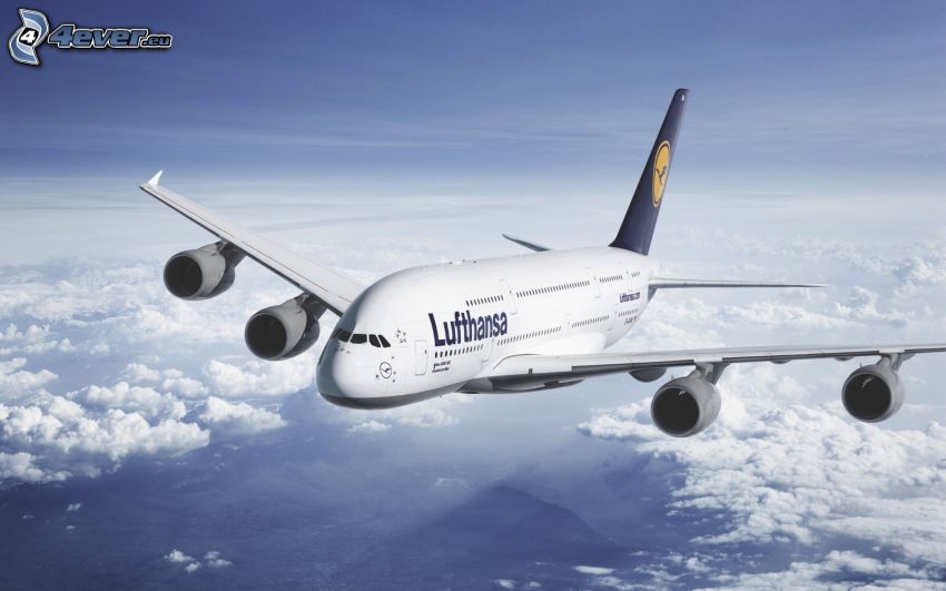 Airbus A380, encima de las nubes