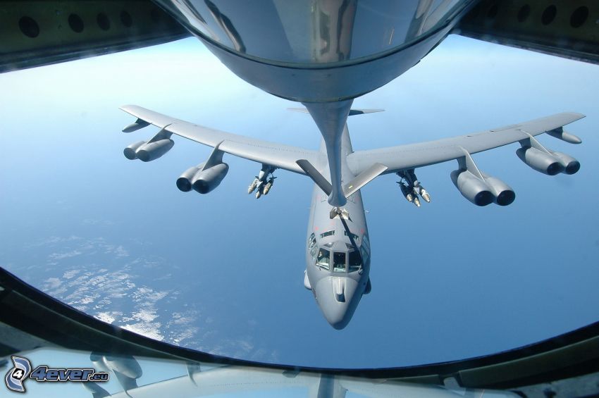 Boeing KC-135 Stratotanker, reabastecimiento en vuelo