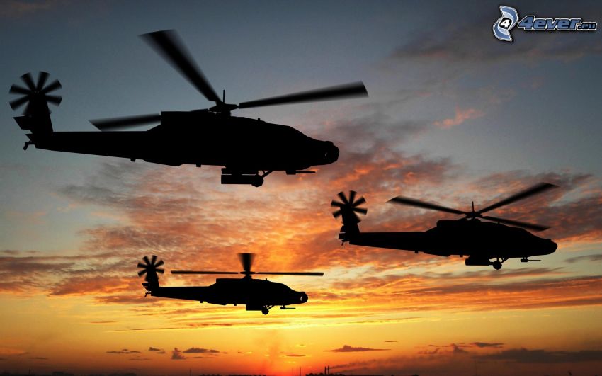 AH-64 Apache, silueta del helicóptero, cielo anaranjado, después de la puesta del sol