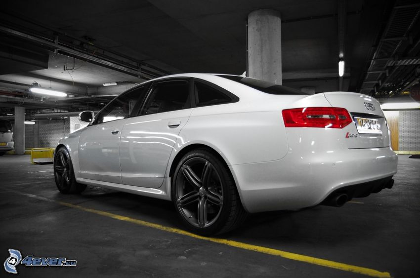 Audi RS6, garaje