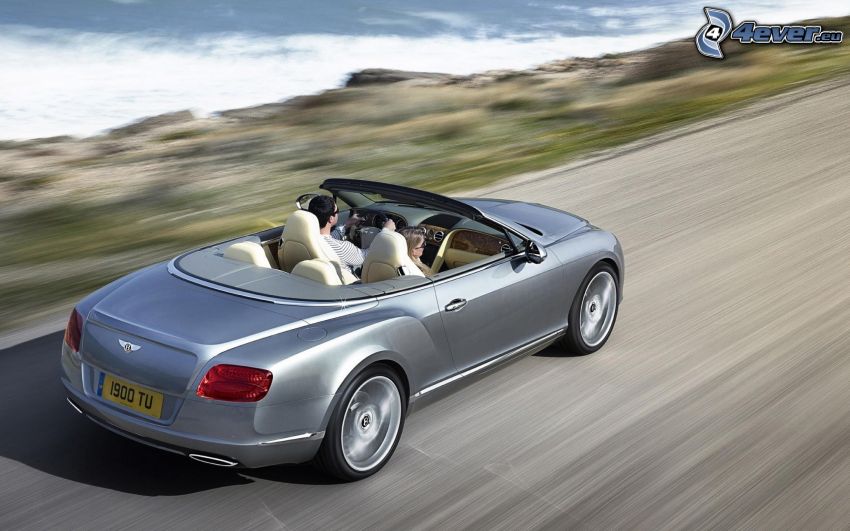 Bentley Continental GTC, descapotable, acelerar