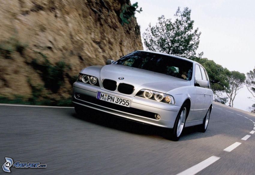 BMW 5, acelerar