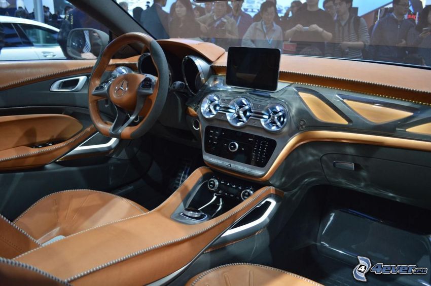 interior del Mercedes-Benz GLA