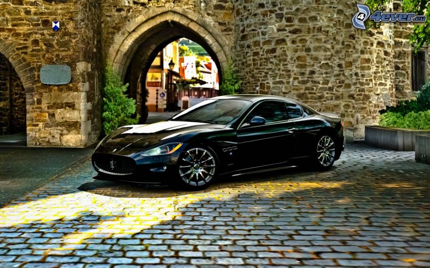 Maserati GranTurismo, pavimento, puerta