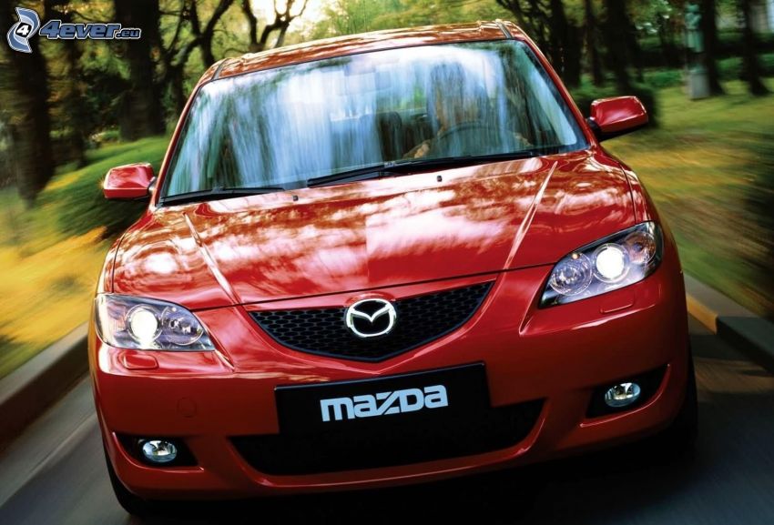 Mazda 3, acelerar, delantera de coche