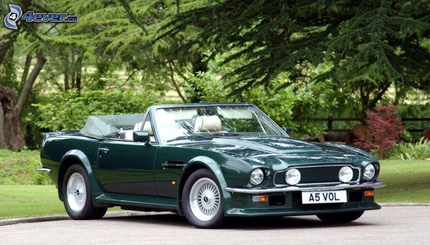 Aston Martin V8 Vantage, descapotable, veterano