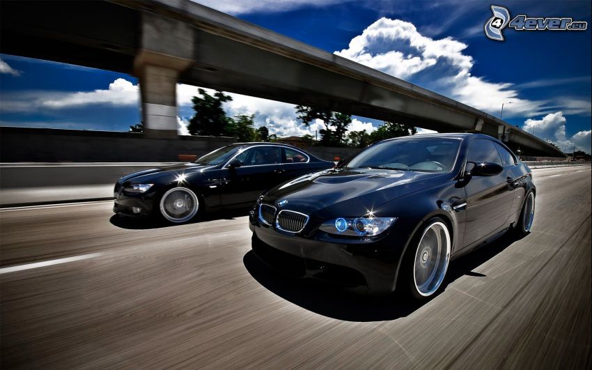 BMW, acelerar, bajo el puente