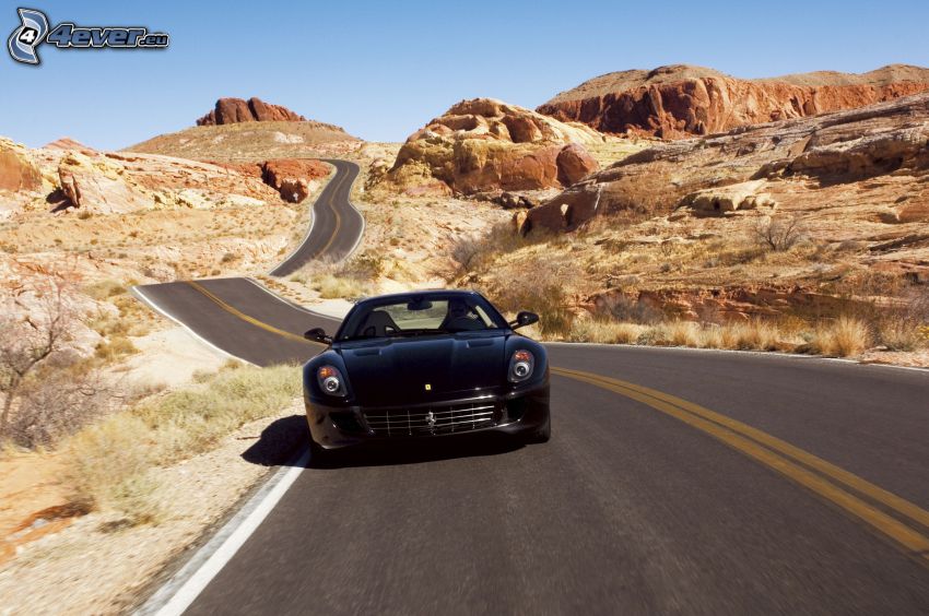 Ferrari F430 Scuderia, camino, rocas del desierto