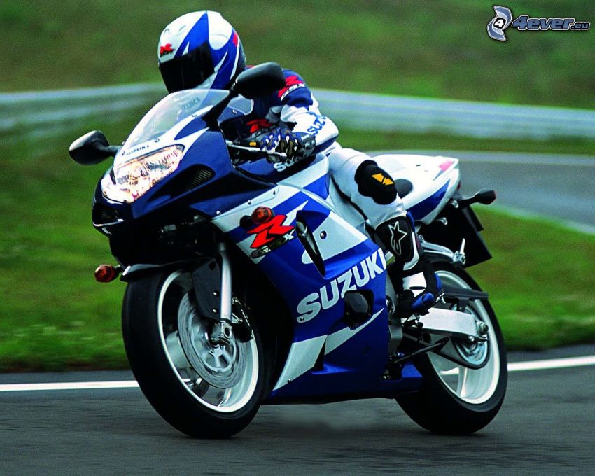 Suzuki, motocicleta
