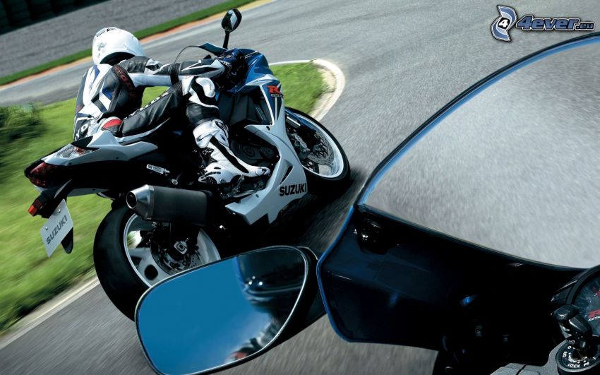 Suzuki GSX 600, motociclista, espejo retrovisor, carreras en circuito