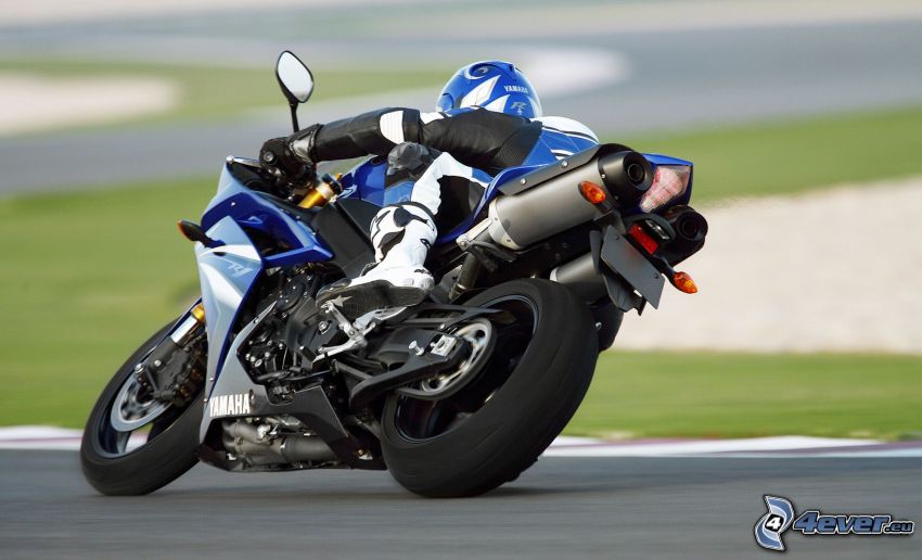 Yamaha YZF-R1, motociclista