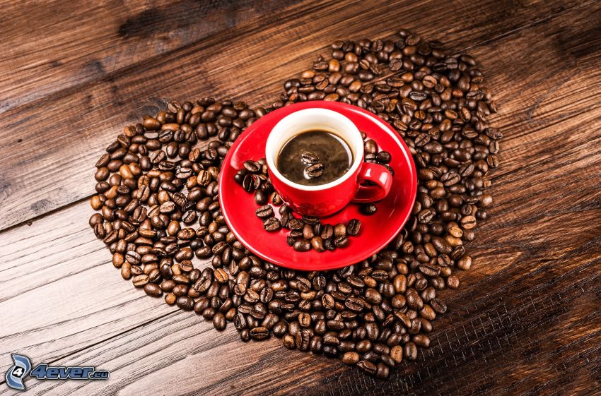 taza de café, granos de café, corazón