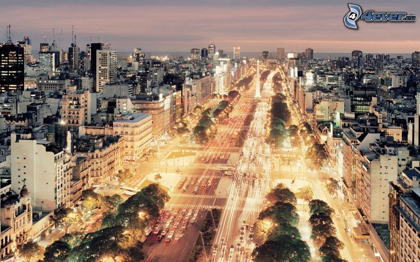 Buenos Aires, carretera nocturna, Ciudad al atardecer