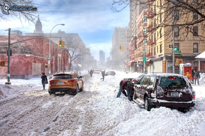 New York, calle cubierta de nieve, coches