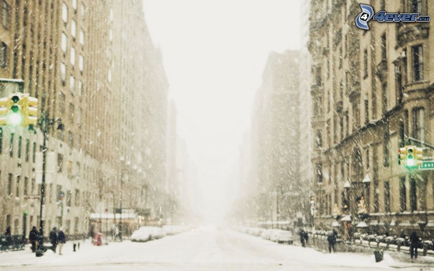 New York, calle cubierta de nieve