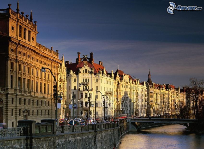 Praga, Checa, río Vltava, edificios