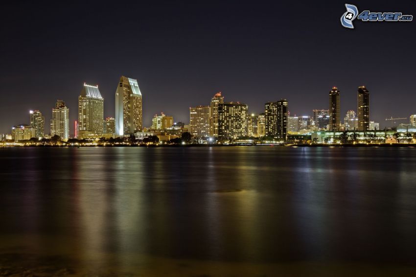 San Diego, ciudad de noche