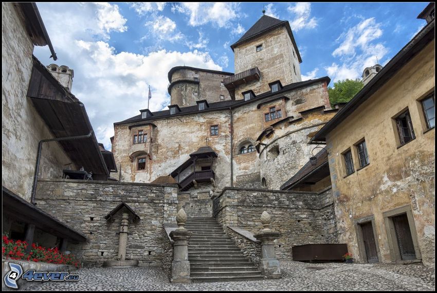 Castillo de Orava, escalera