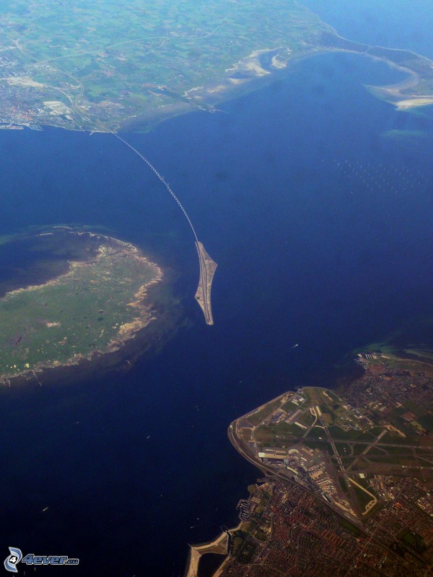 Øresund Bridge, islas, mar