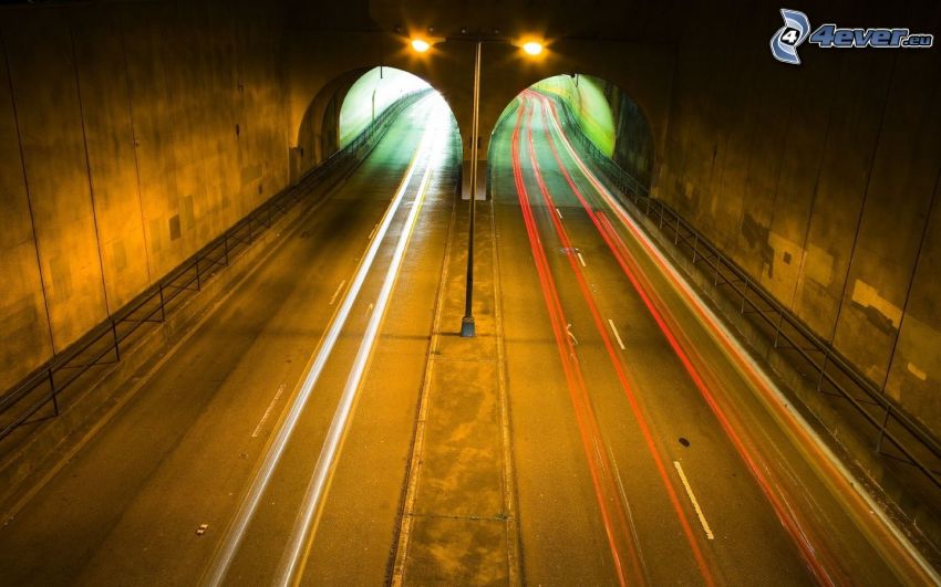 túnel, luces, carretera de noche