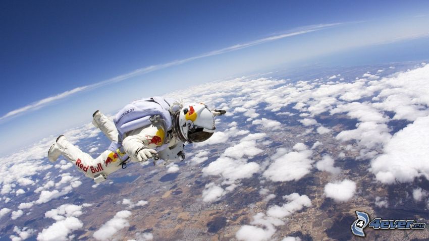 Felix Baumgartner, caída libre, vuelo, nubes