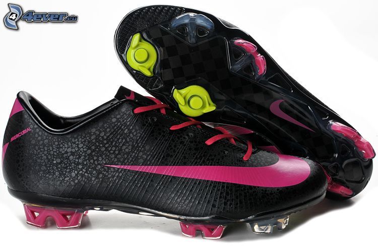 Nike, botas de fútbol