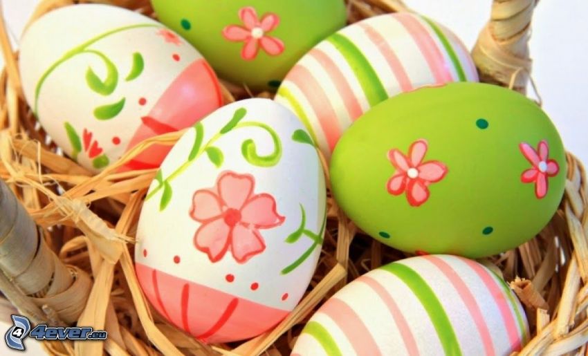 huevos pintados, huevo de Pascua, cesta