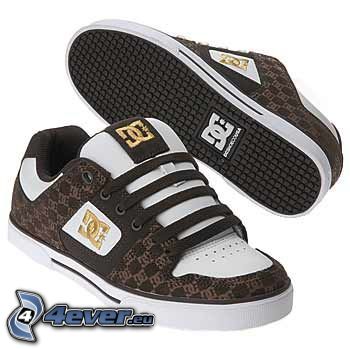 DC Shoes, zapatillas de deporte marrones