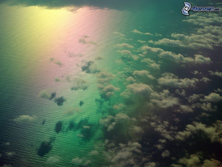 nubes sobre el mar, colores del arco iris, encima de las nubes
