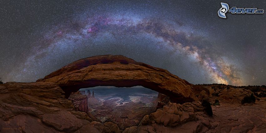 Mesa Arch, puerta de roca, cielo estrellado, Vía Láctea, cielo de noche
