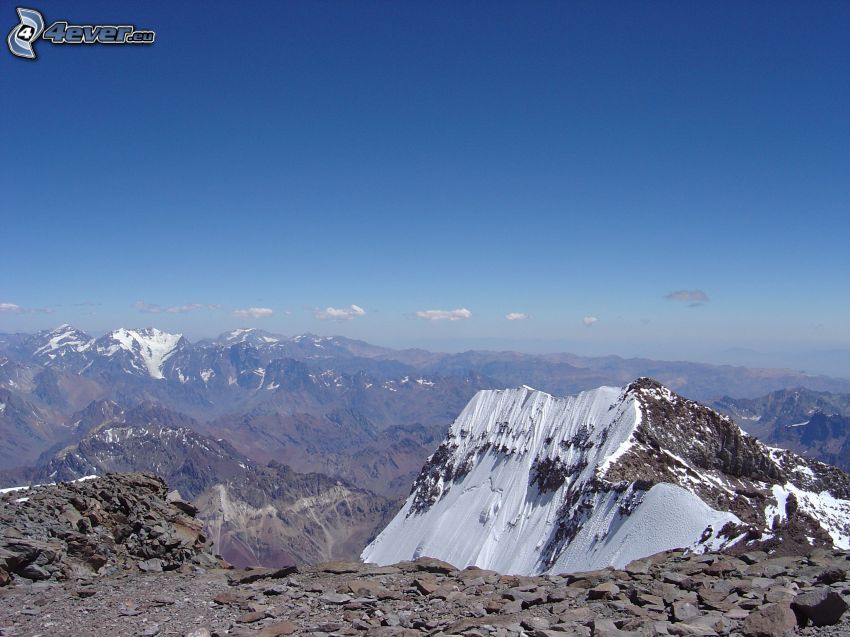 Aconcagua, montaña rocosa