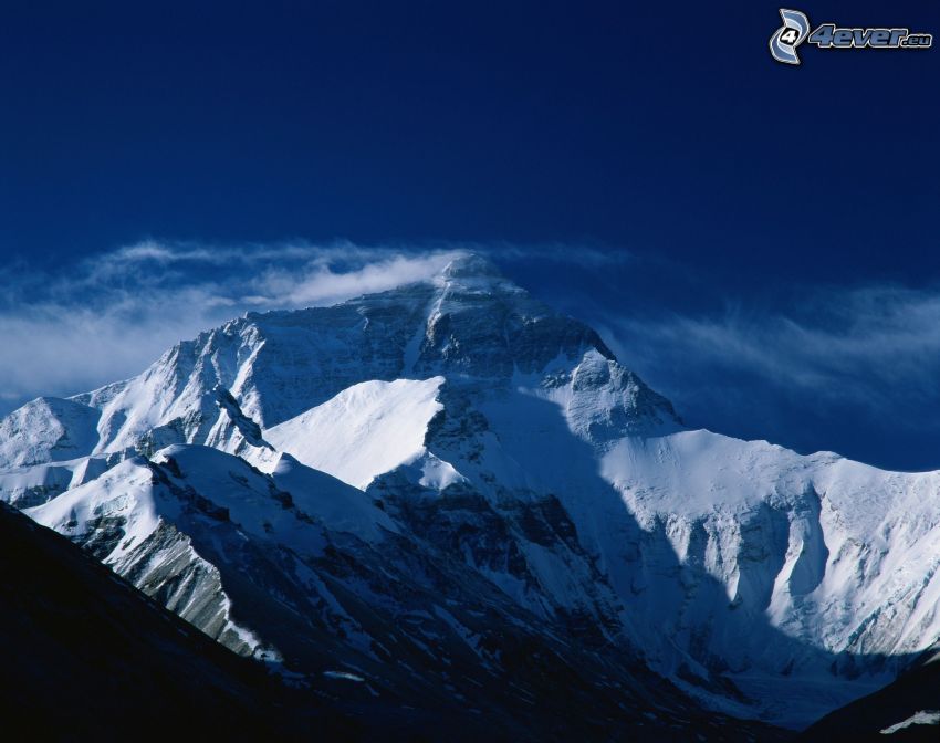 Monte Everest, montaña nevada