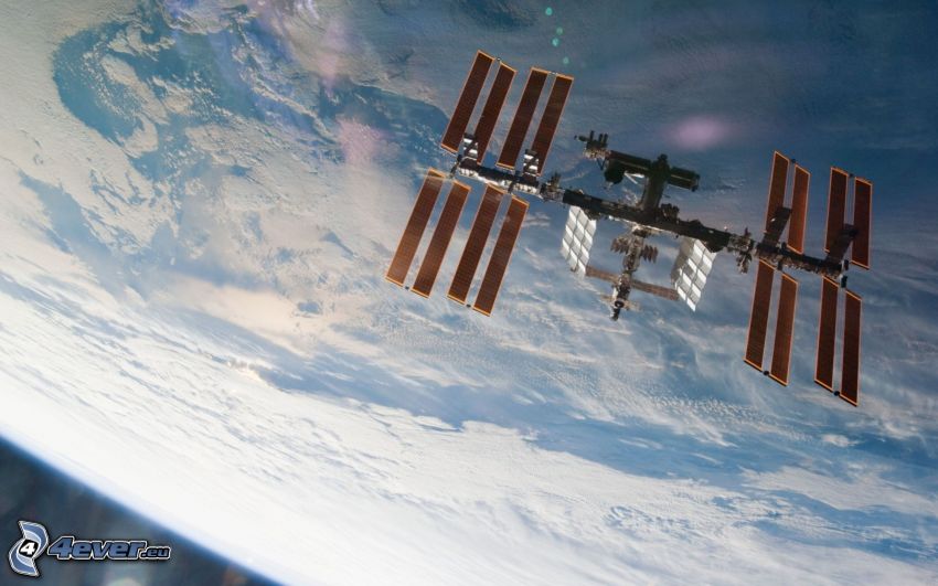 Estación Espacial Internacional ISS, Tierra