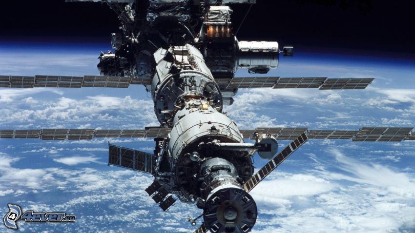 Estación Espacial Internacional ISS, Tierra