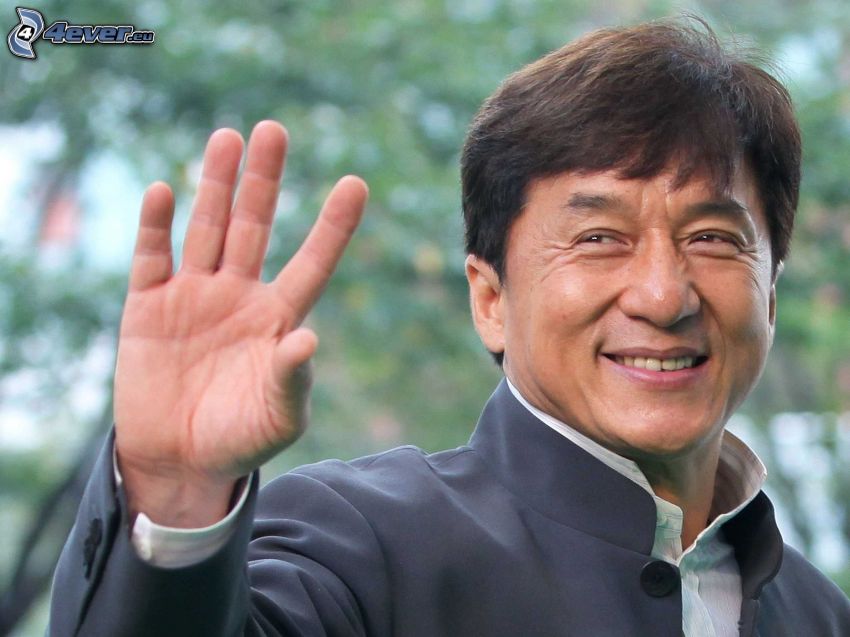 Jackie Chan, saludo, sonrisa