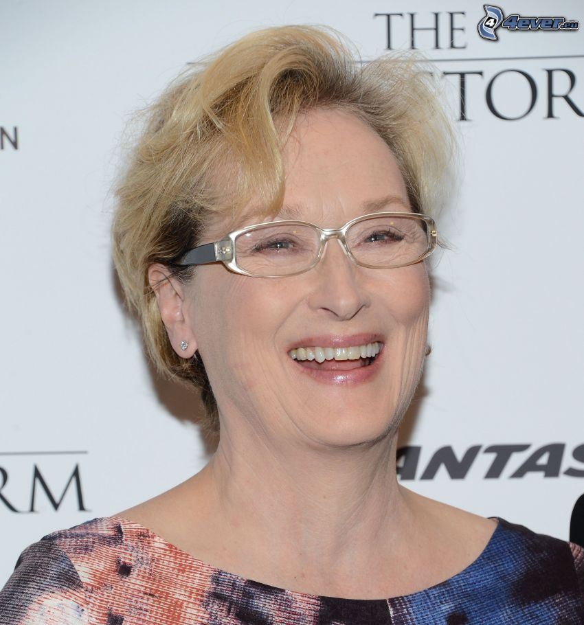 Meryl Streep, risa, mujer con gafas