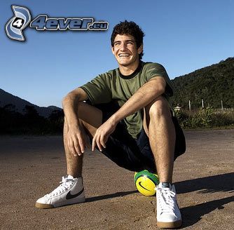 Alexandre Pato, pelota Nike