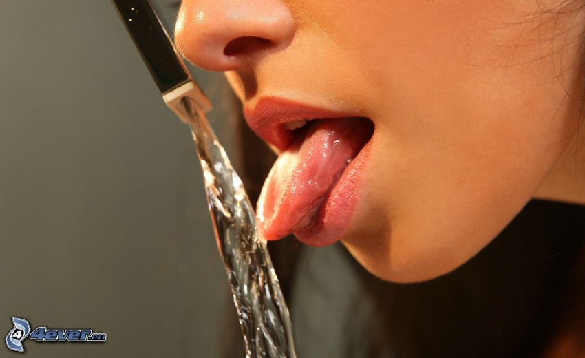lengua, agua