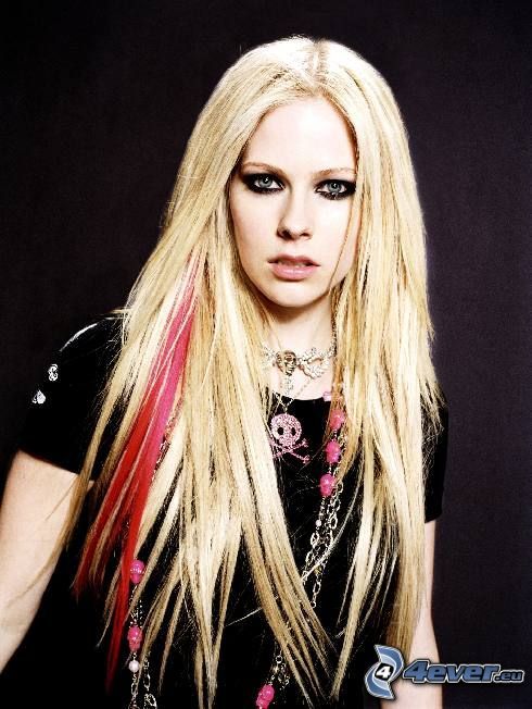 Avril Lavigne, cantante