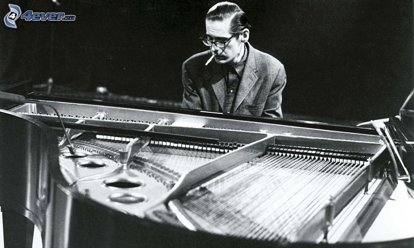 Bill Evans, pianista, tocar el piano, Foto en blanco y negro