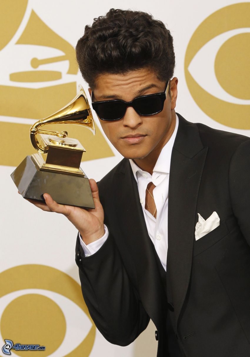 Bruno Mars, gramófono dorado