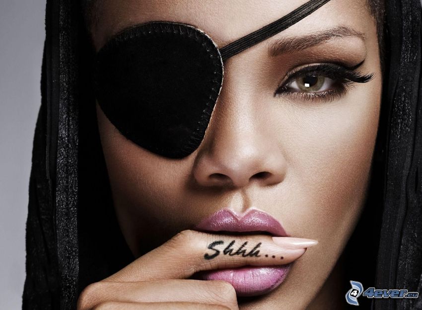 Shhh..., Rihanna, pirata