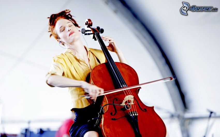 Zoë Keating, chica tocando el violonchelo