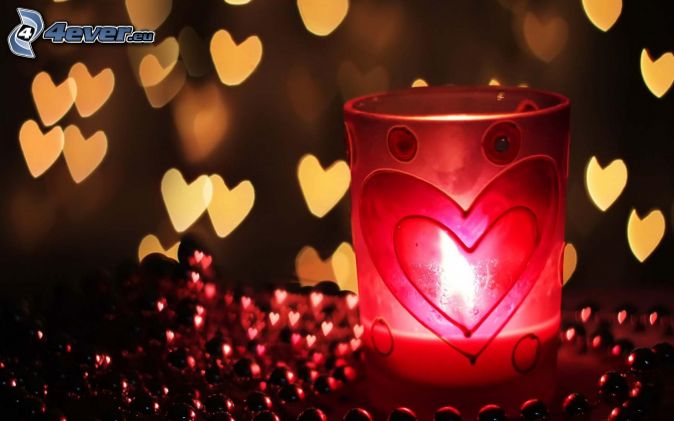 chandelier, cœurs, boules rouges