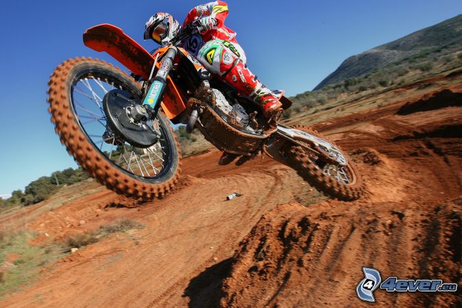 http://4everstatic.com/images/674xX/voitures-et-motos/motos/motocross,-saut-a-moto-187313.jpg