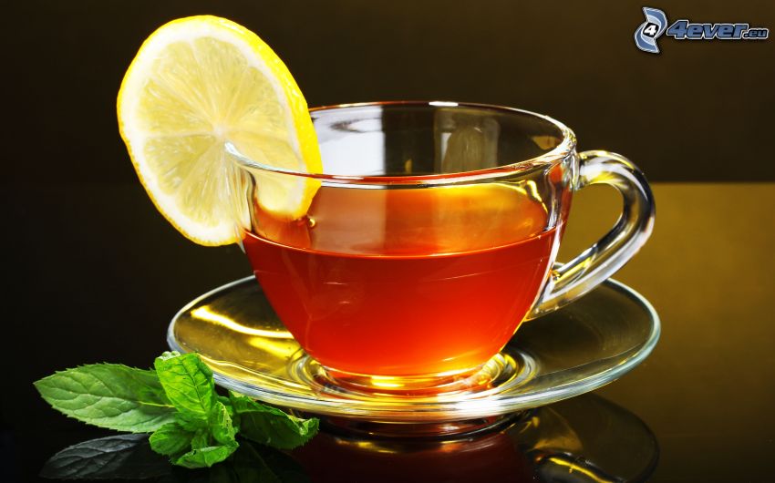 tasse du thé, tranche de citron