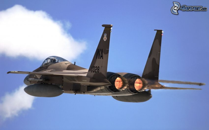 F-15 Eagle, moteurs à réaction