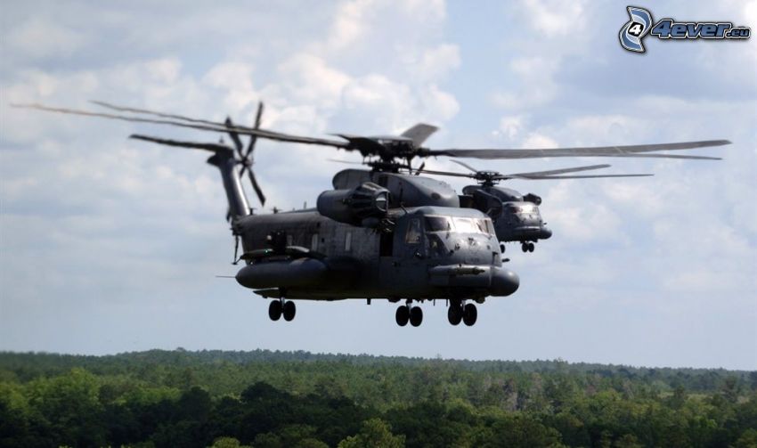 hélicoptères militaires