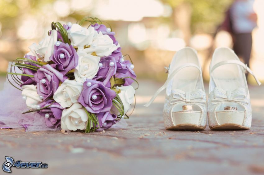 bouquet de mariage, anneaux de mariage, Chaussures aux hautes talons